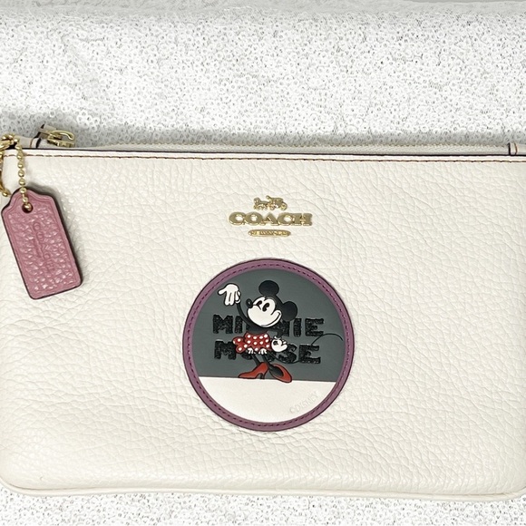 Coach x Disney Pebble leather Minnie Mouse Patch wristlet purse wallet - Picture 3 of 16